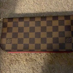 LIKE NEW LOUIS VUITTON INSOLATE WALLET